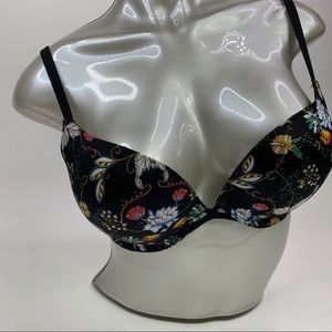Victoria’s Secret Very Sexy Black Floral Push Up